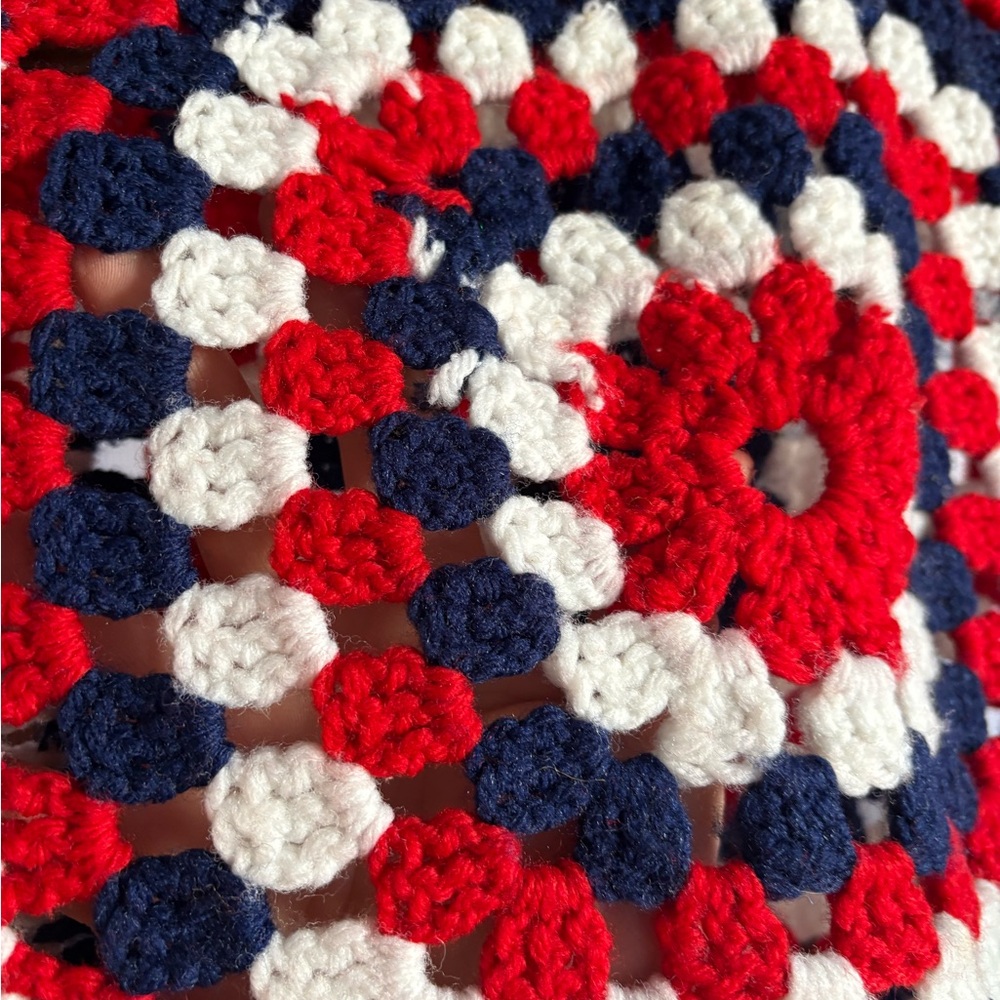 Vintage 70s Red, White, and Blue Crochet Granny Squares Patriotic Tank Top Vest - Picture 10 of 13